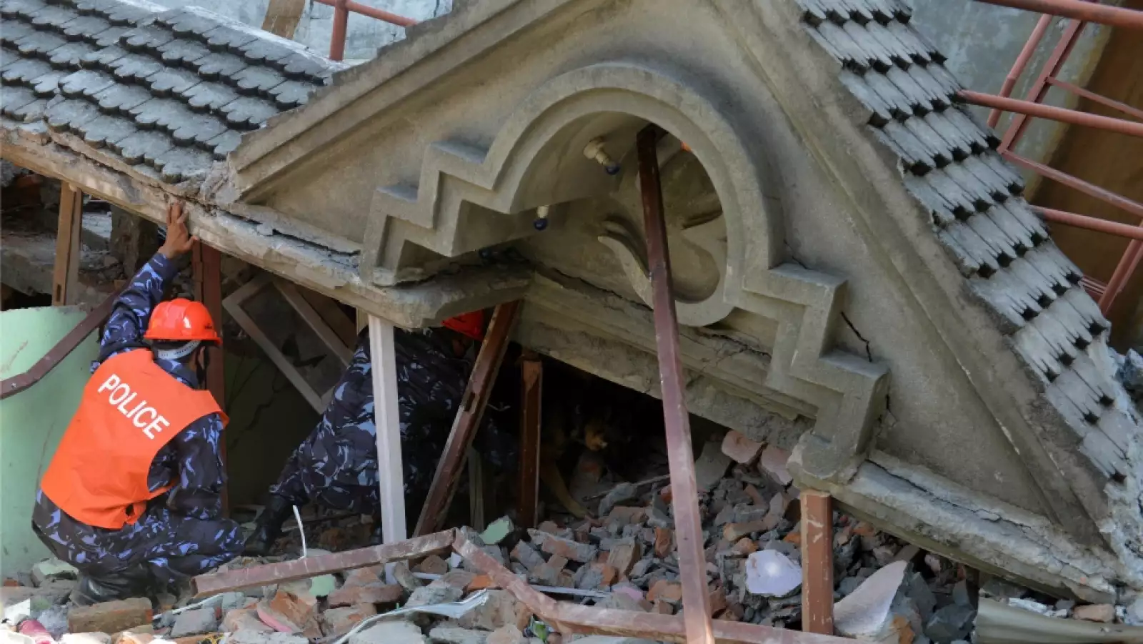 nepal segundo sismo rescatistas