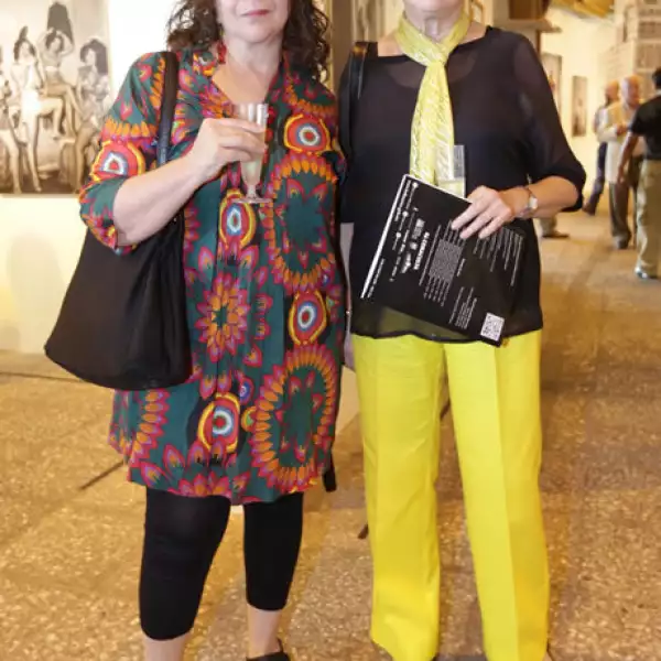 Mónica Navarro,Requenel Treviño