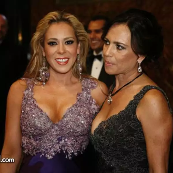 Sandra López,Josefina Barragán