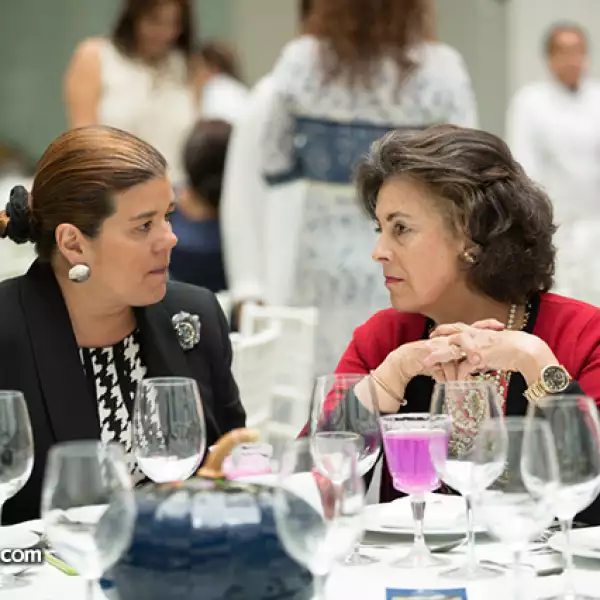 Sonya Santos y Alicia del Valle