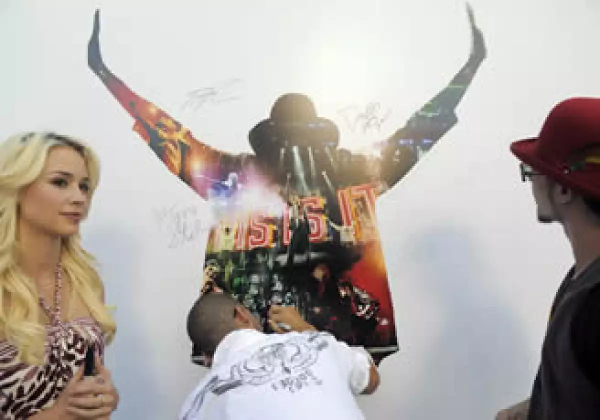 El documental se hizo con fragmentos de los ensayos del que sería su último concierto en Londres, Inglaterra.  (Foto: AP)