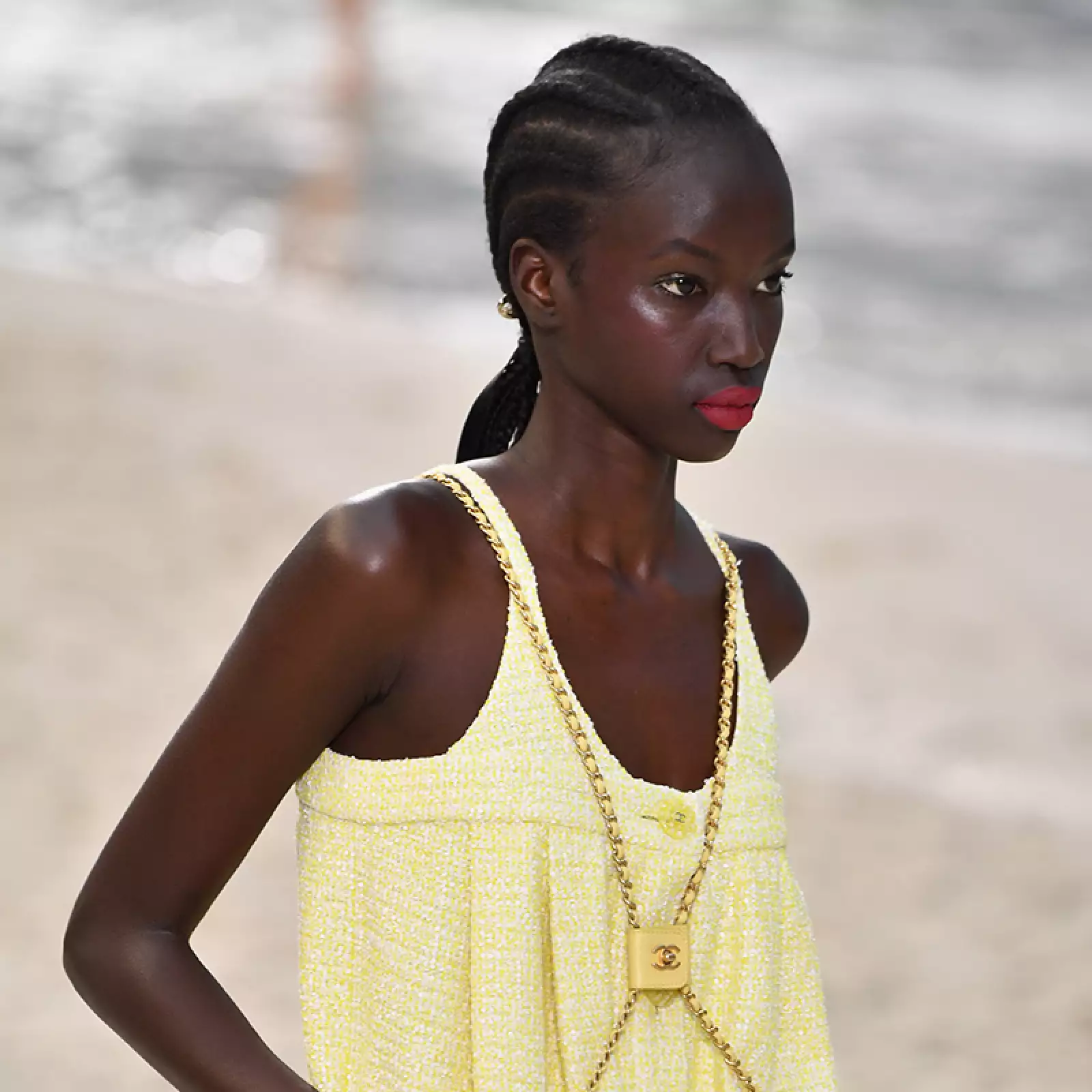 Chanel : Runway - Paris Fashion Week Womenswear Spring/Summer 2019