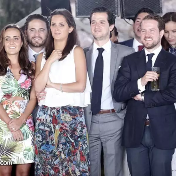 Cecilia Hirschfeld,Santiago Mariscal,Isabel Tames,Juan Pablo Pastor y Beto Anchustegui