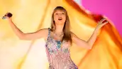 Taylor Swift durante la presentación de The Eras Tour en Nashville 