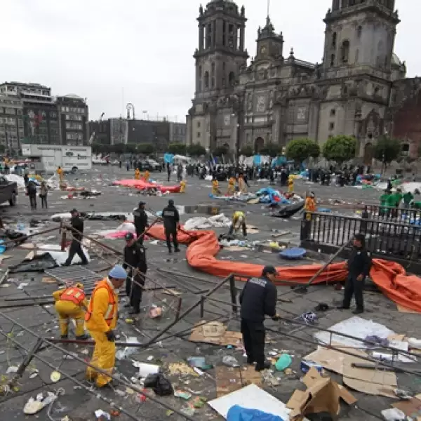 Limpieza del Zócalo5