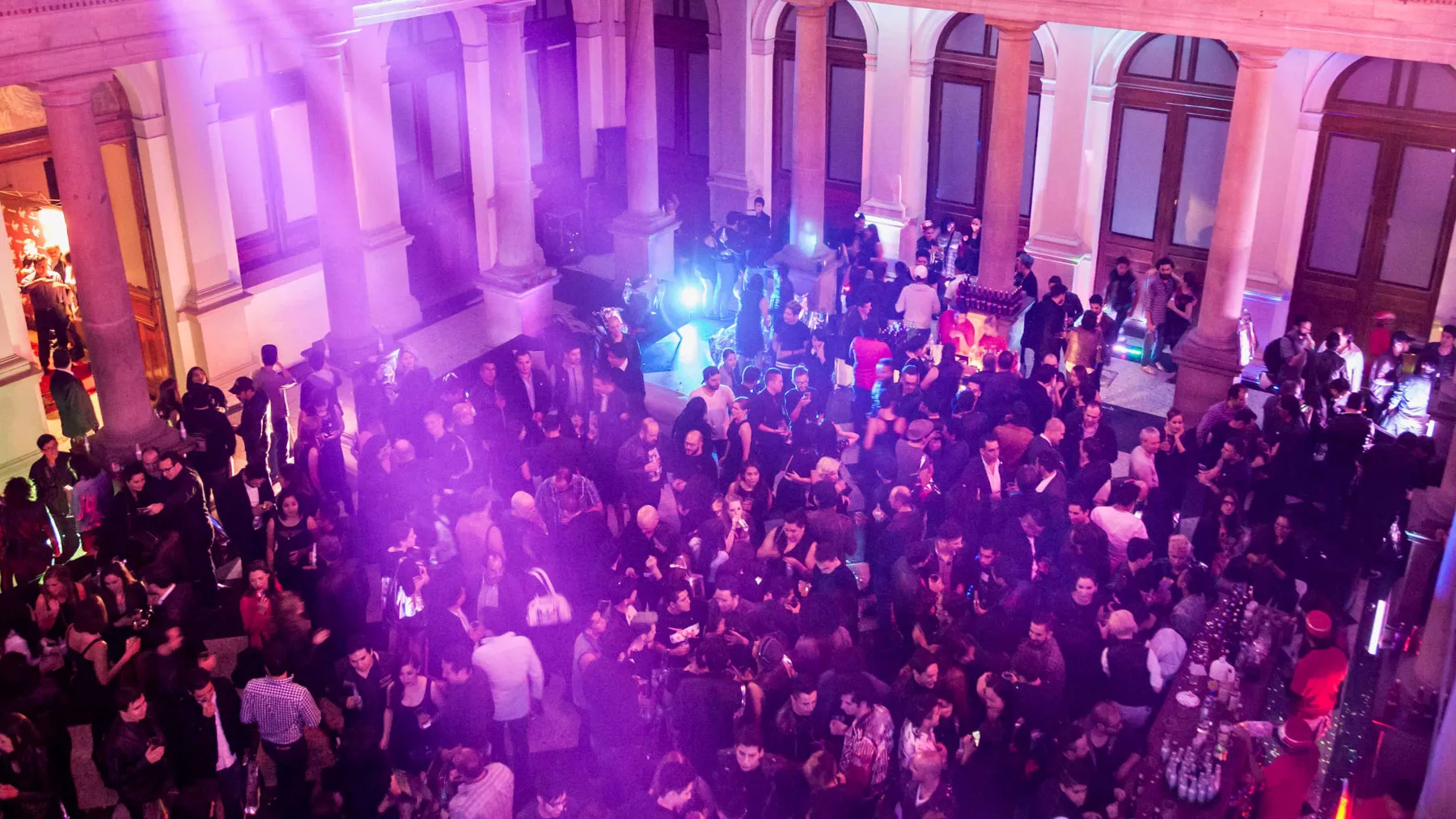 México se consolida como tierra de fiestas con bocinas portátiles, pero la batalla entre Sony, JBL, LG y Xiaomi apenas comienza