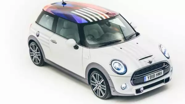 Mini Cooper diseñado para  Meghan Markle y el príncipe Harry