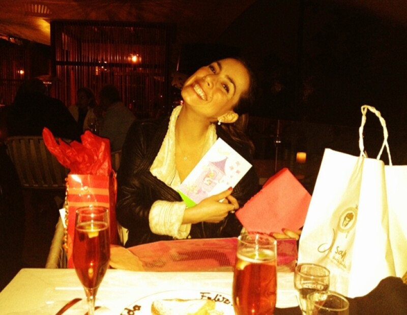 La conductora publicó fotos de su cumpleaños número 34.