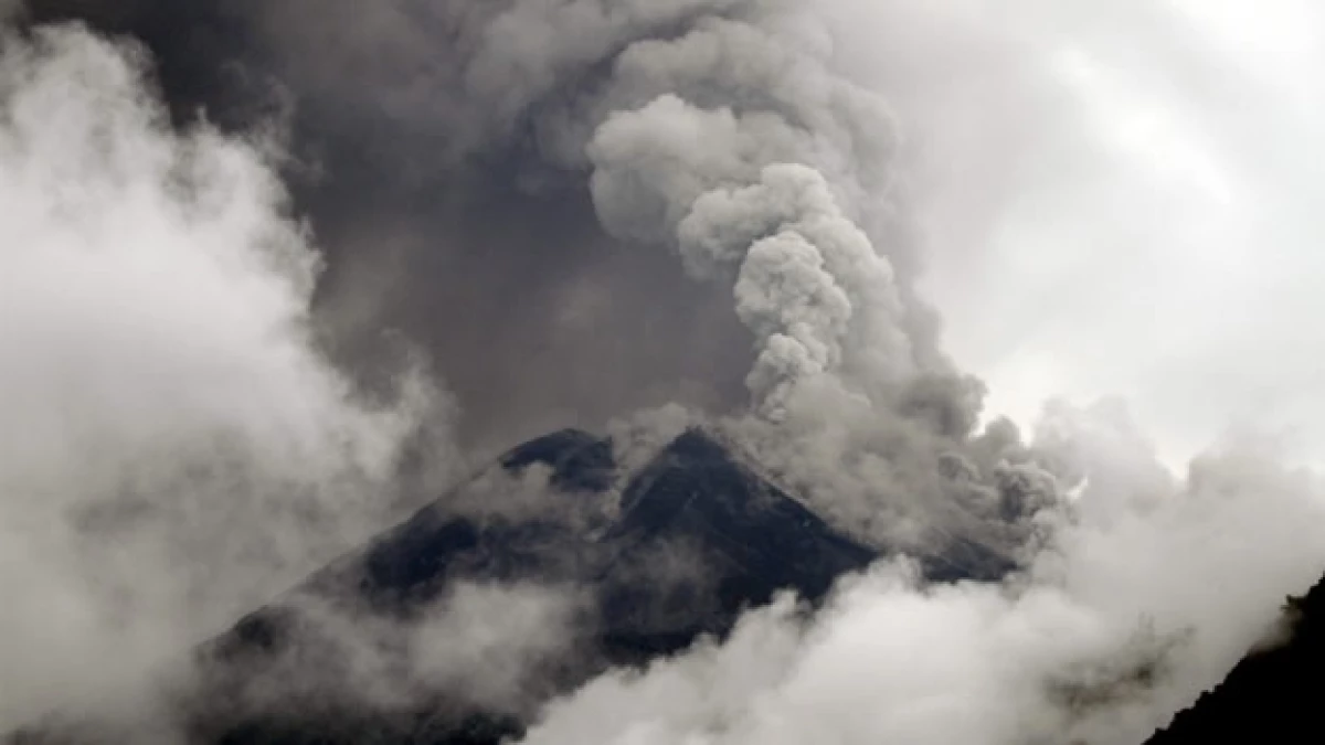 Volan en erupcion