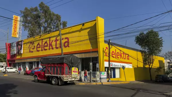 Elektra y el rentable negocio de vender a ‘abonos chiquitos’