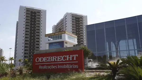 ODEBRECHT CALIFICA EL PAGO DE SOBORNOS COMO "DESVÕOS DE CONDUCTA LAMENTABLES" 
