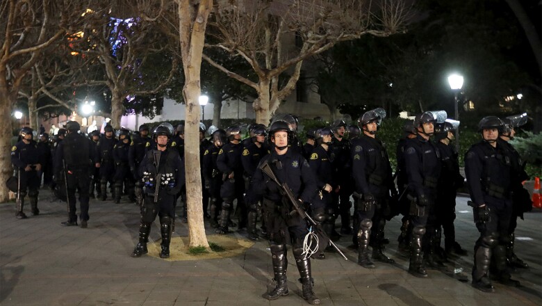 Policias