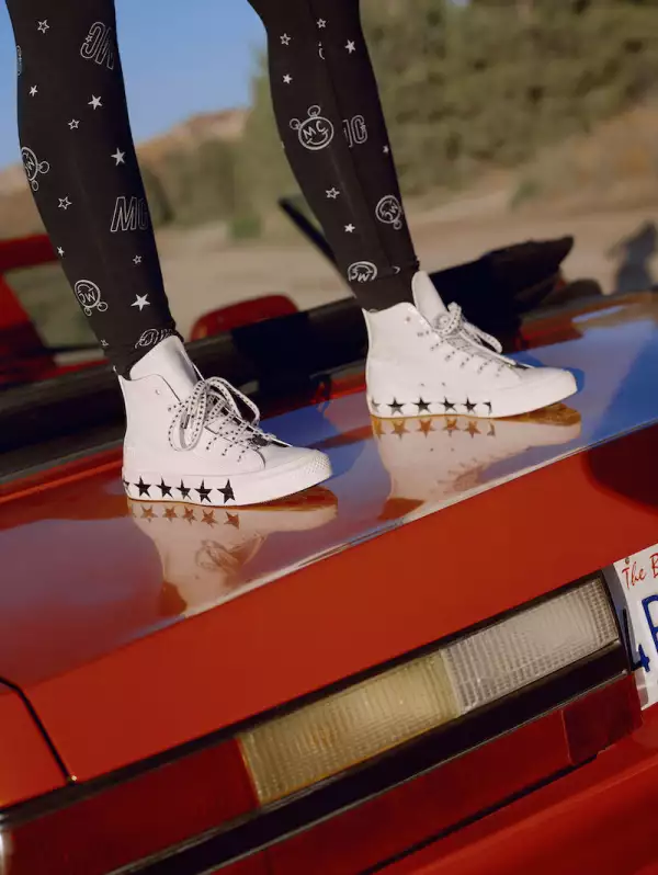 miley_converse_1