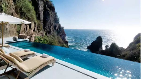 La Villa Nido de Amor, en las costas de Careyes, construida por Jean Claude Galibert y Gian Franco Brignone.