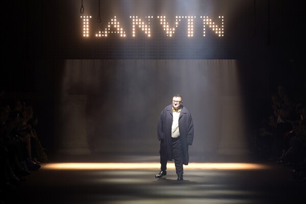 Lanvin show, Spring Summer 2016, Paris Fashion Week, France - 01 Oct 2015