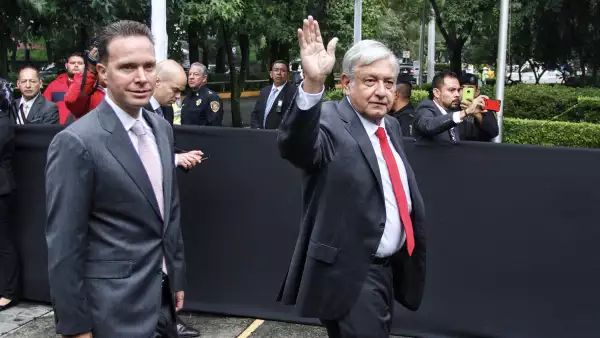 AMLO llega a la Conago