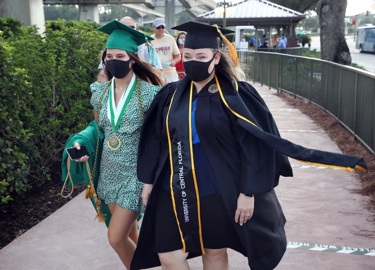 US-HEALTH-VIRUS-ENTERTAINMENT-DISNEY-TOURISM
