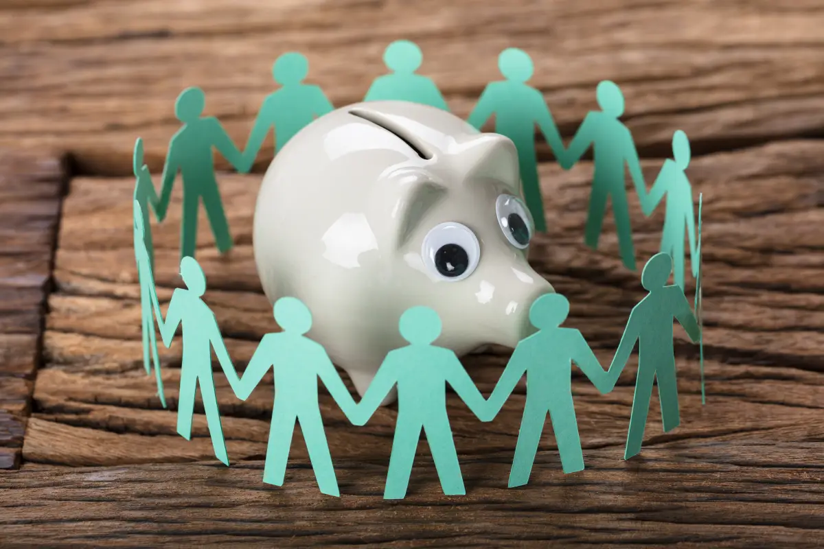 Las plataformas podrán publicar solicitudes de financiamiento siempre que no excedan los 300,000 pesos en el caso de deuda de préstamos personales entre personas. 