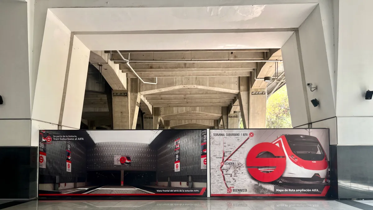 Tren Suburbano Lechería-Aifa