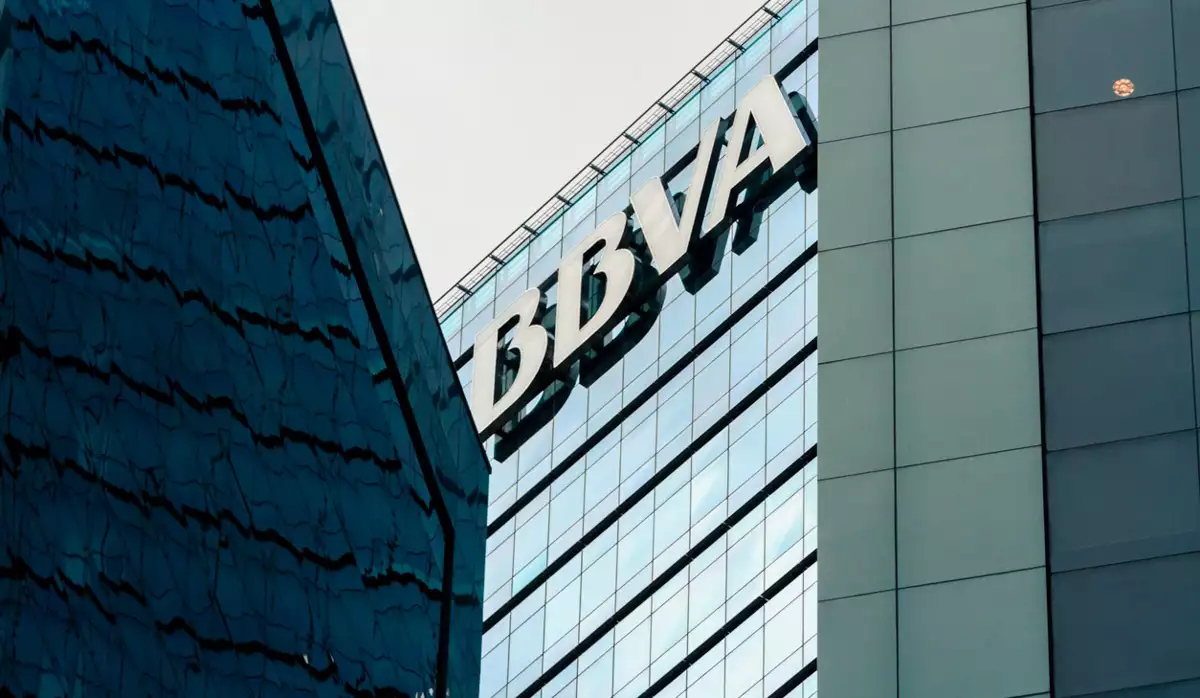(Logotipo de BBVA)