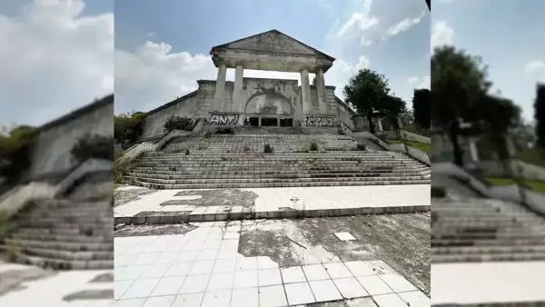 El misterio de Acrópolis en Lomas Verdes: la plaza que cerró tras cuatro años y quedó en el olvido