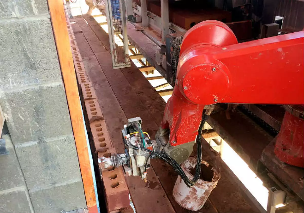 Robot 1