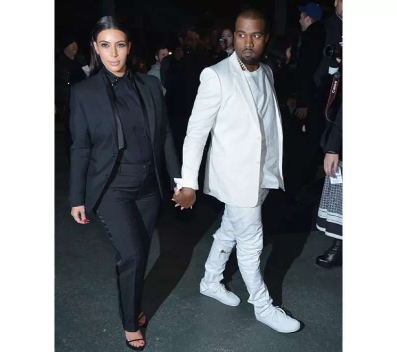 El martes por la noche Kim tuvo que ser trasladada de emergencia al hospital, y aunque ella y la bebé están bien ahora, la socialité pensó por un momento que estaba teniendo un aborto involuntario.