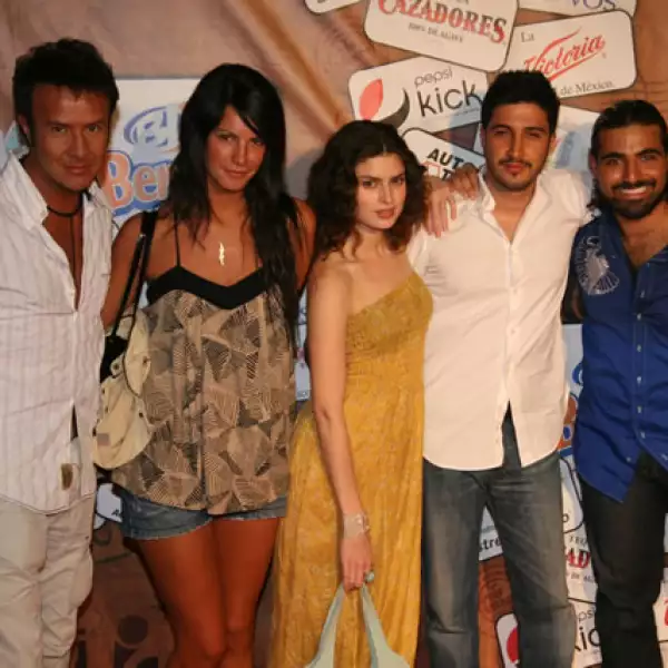 Concierto Alejandro Fernández, Beraka.