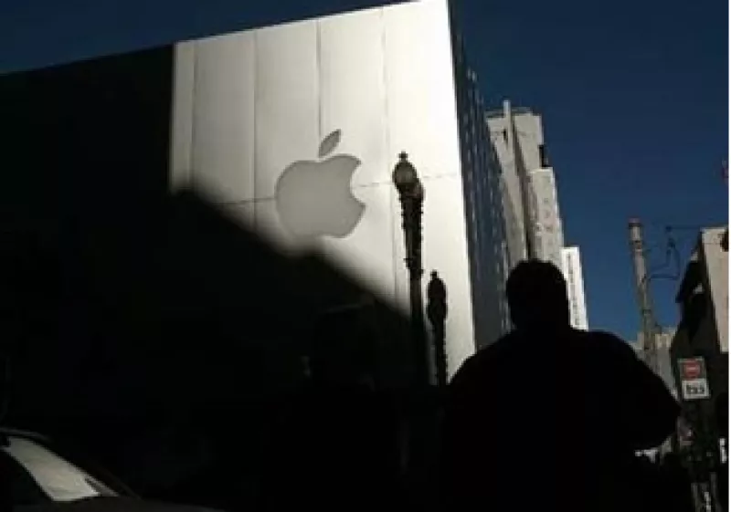 La firma Thomas Weisel aseguró que el lanzamiento de un tablet impulsaría las acciones de Apple. (Foto: Reuters)
