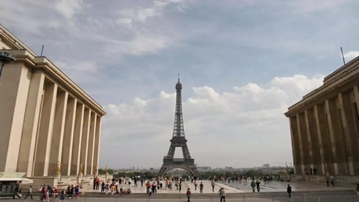 paris-vacaciones-turistas