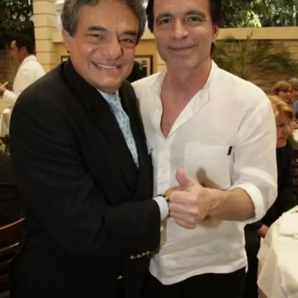 Comida Yanni y José José