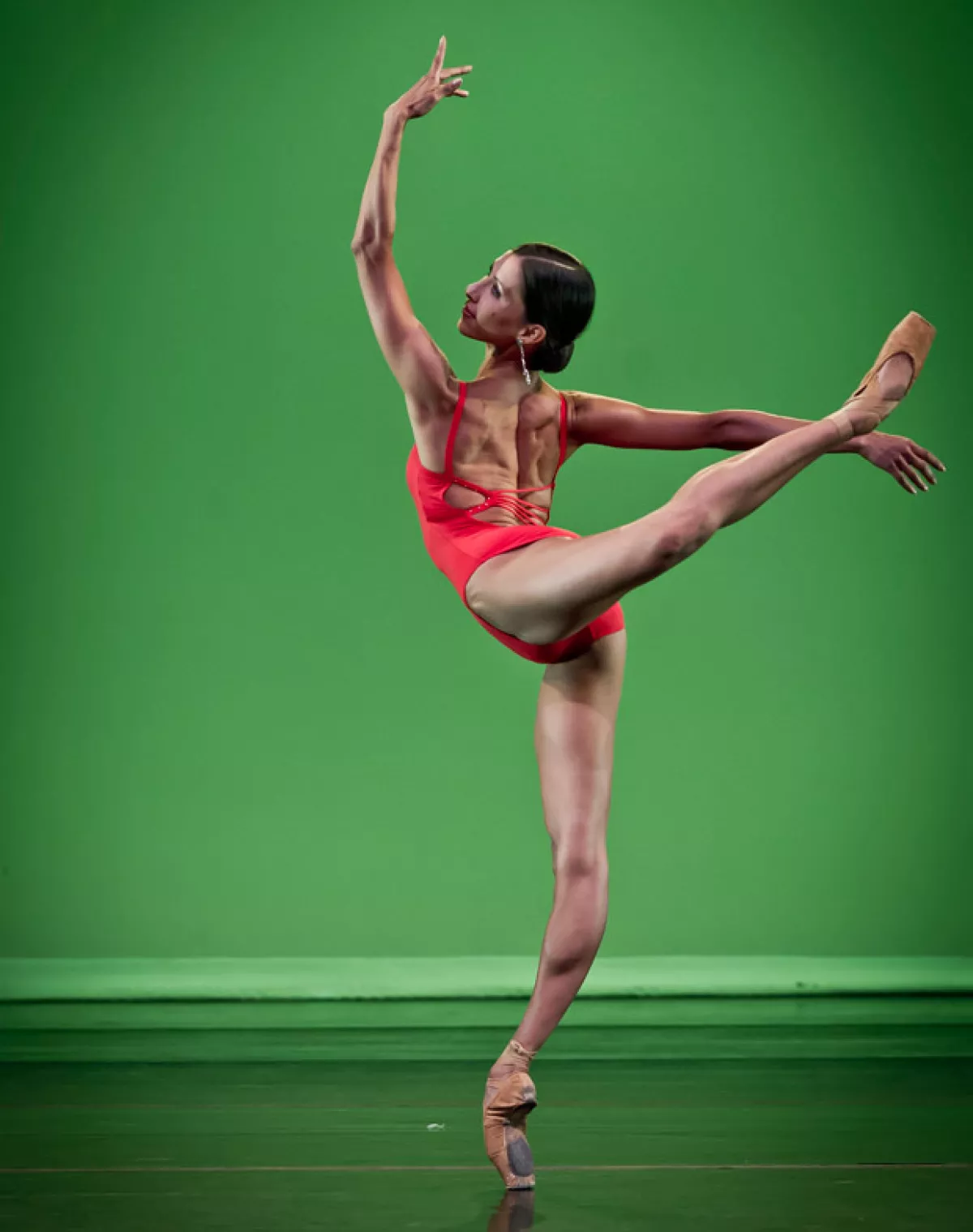 La bailarina mexicana regresa a su país para presentar la Gala Elisa y Amigos, en la que participarán a su lado estrellas del ballet integrantes de las más prestigiosas compañías del mundo.