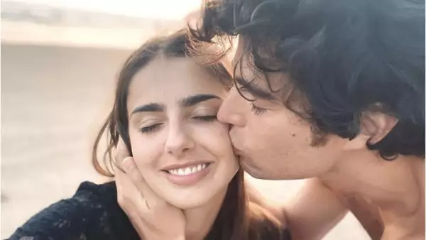 Michelle Renaud y Danilo Carrera