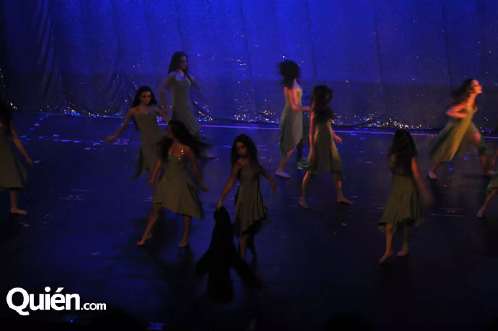 Función de aniversario Ryver Dance