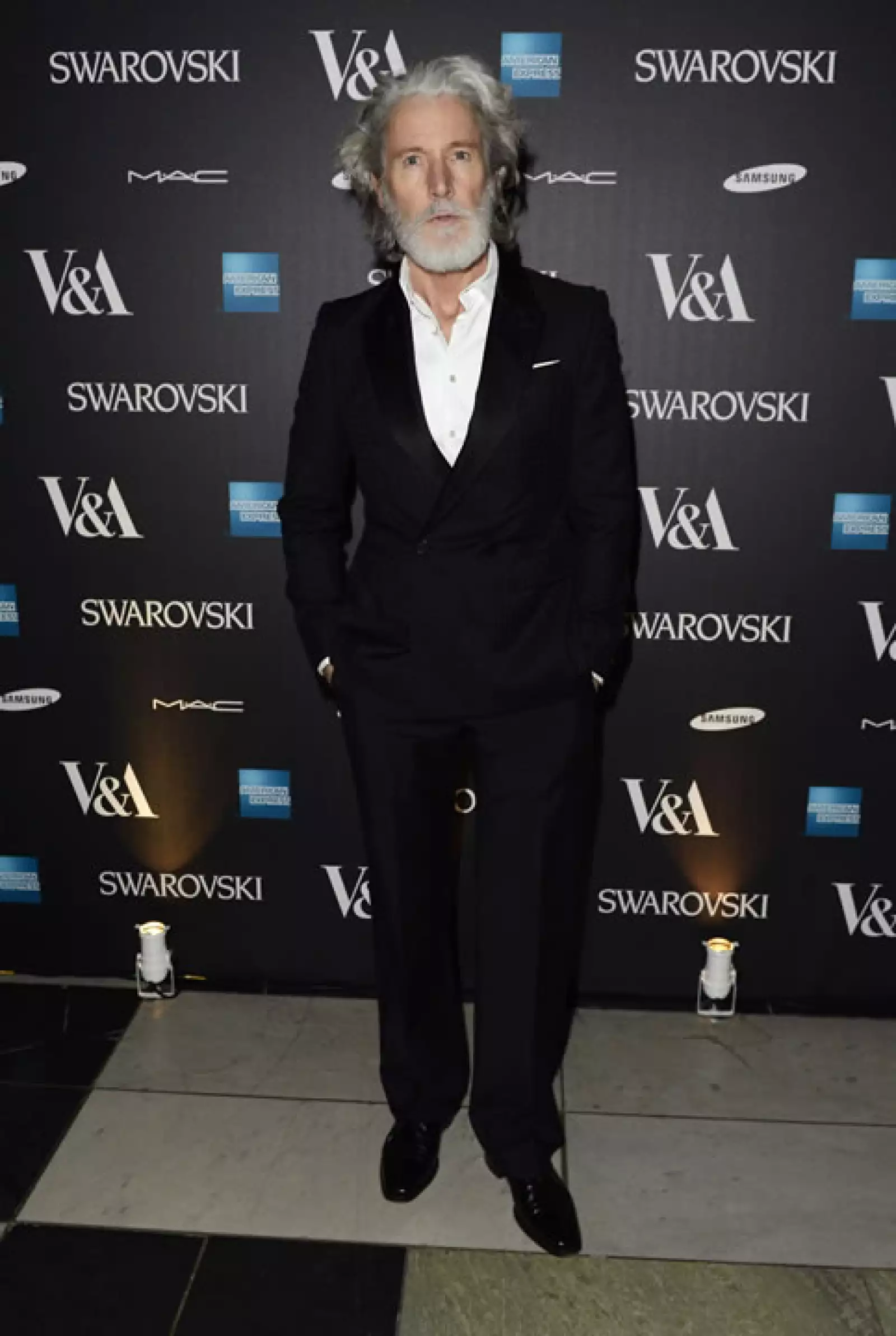 Aiden Shaw,49, es escritor, actor, profesor de inglés y modelo.