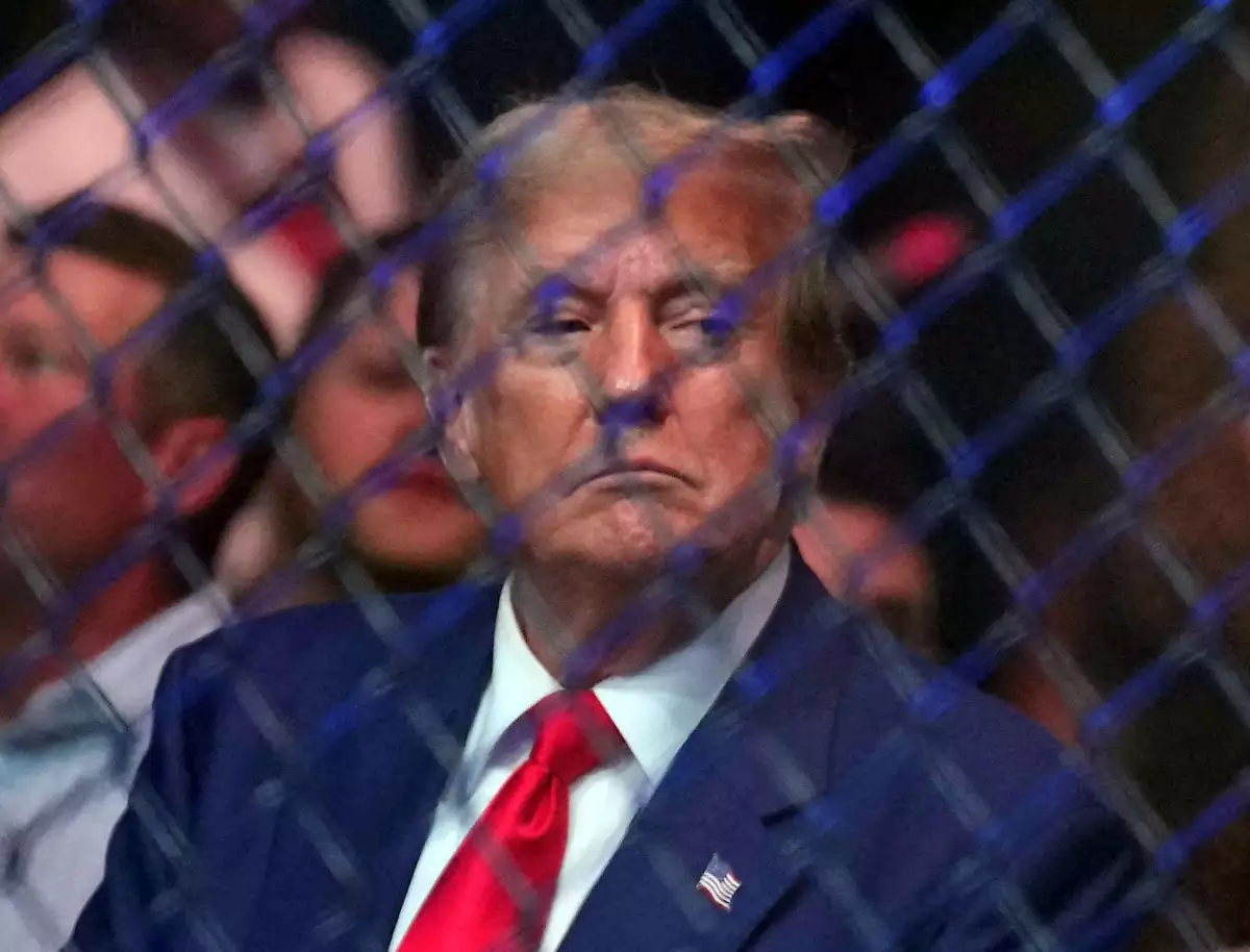 trump carcelTrump advierte que si va a la cárcel habrá un "momento de fractura"