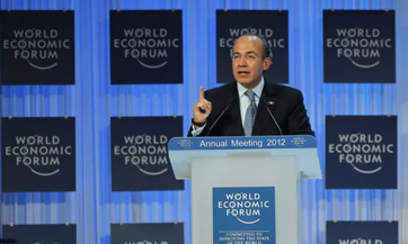 Calderón y Zoellick evaluaron las contribuciones que el BM puede hacer para favorecer una presidencia exitosa de México. (Foto: AP)