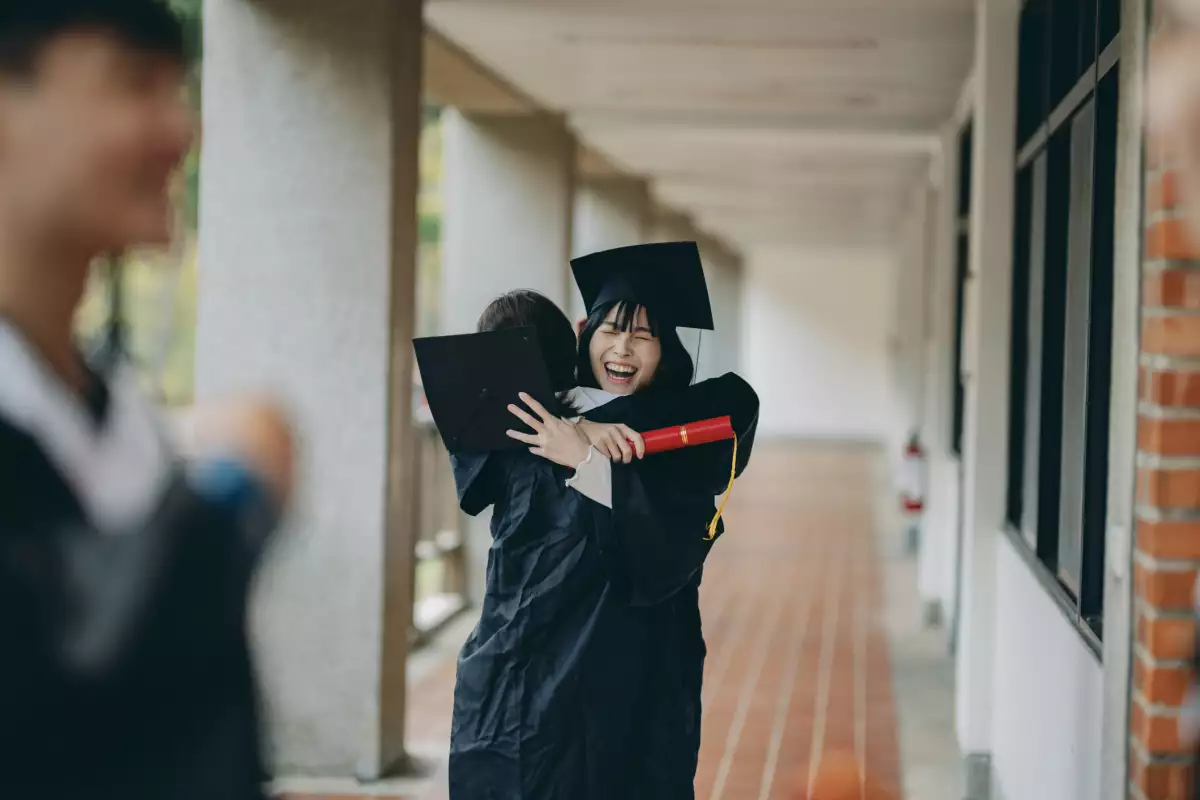 ¿Celebrarás que tu hijo se graduó? Tu cartera pagará hasta 19% por la fiesta de graduación