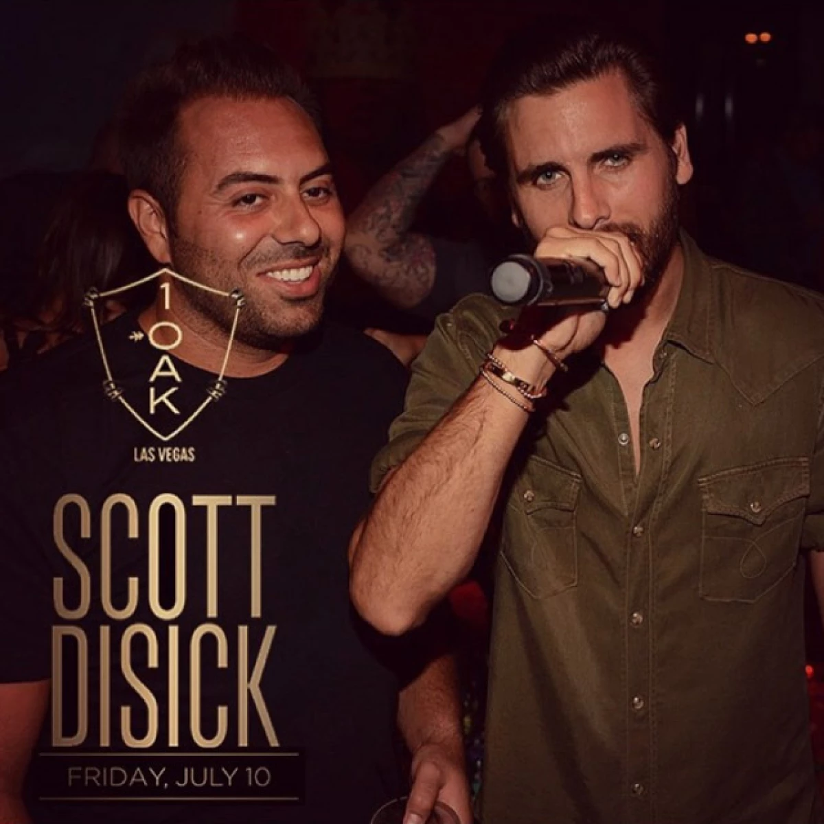 Tras las publicación de las polémicas fotos con su ex novia, Scott subió una foto a Instagram en la que invitaba a sus seguidores a ir de fiesta con él a Las Vegas a un club nocturno.