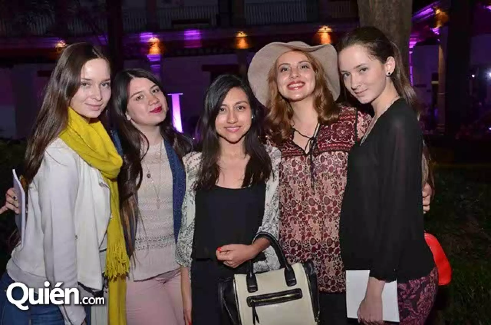 Randi Miranda,Arantza Hernández,Diana Estrada,Paula Alejandre y María Miranda