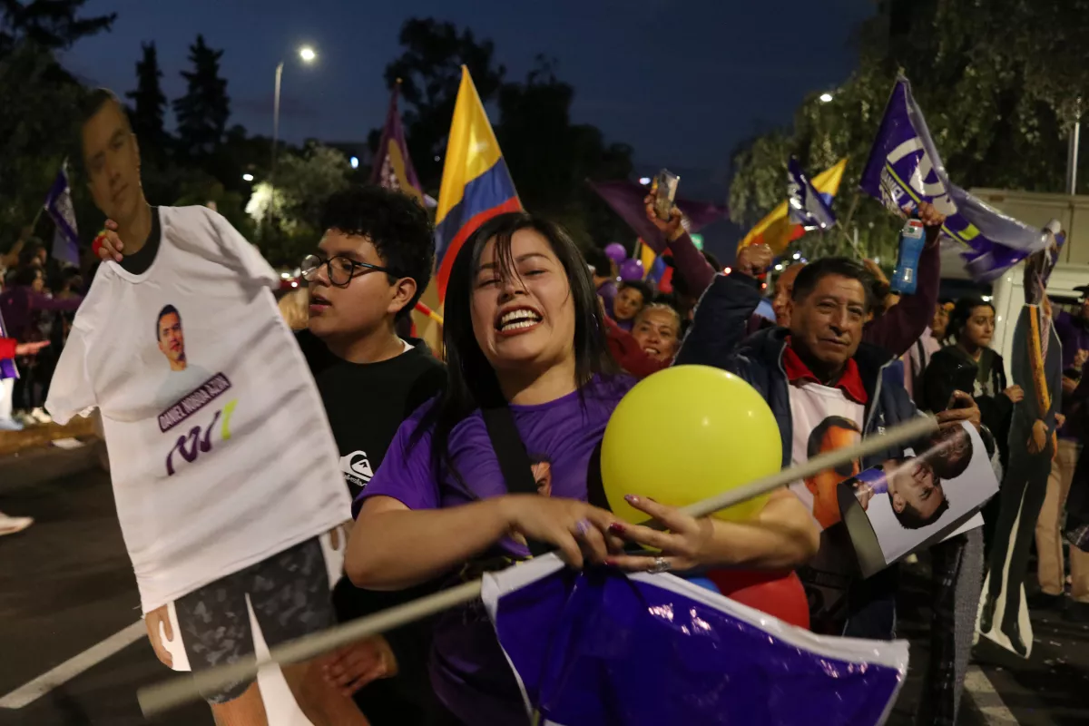 Daniel Noboa enfrenta división y violencia en Ecuador tras reelección presidencial