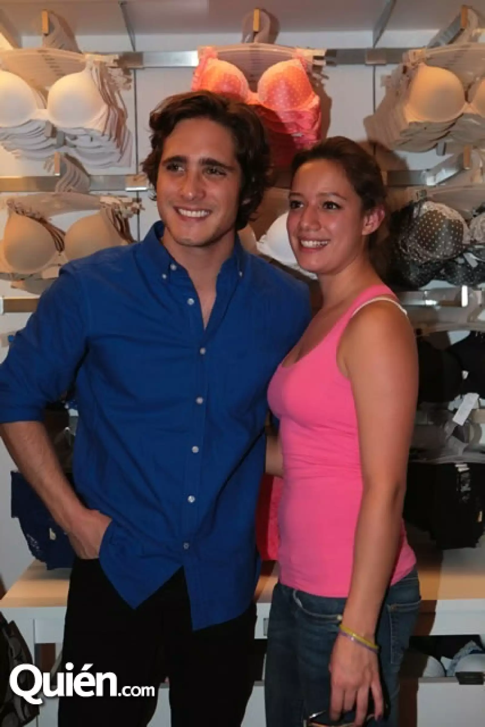 Diego Boneta y Mara Hernández