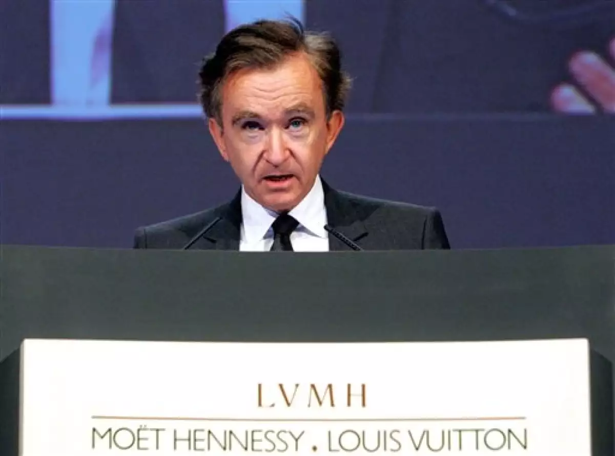 Bulgari durante largo tiempo fue vista como un potencial objetivo, lo que aprovechó LVMH, del millonario Bernard Arnault (Foto: AP)