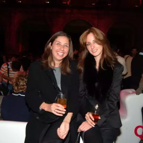 Anke Buller, Dora Benítez