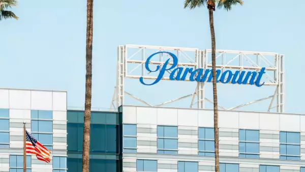 Paramount quiere comprar Warner Bros a como dé lugar: Larry Ellison garantiza los 40 mdd de oferta