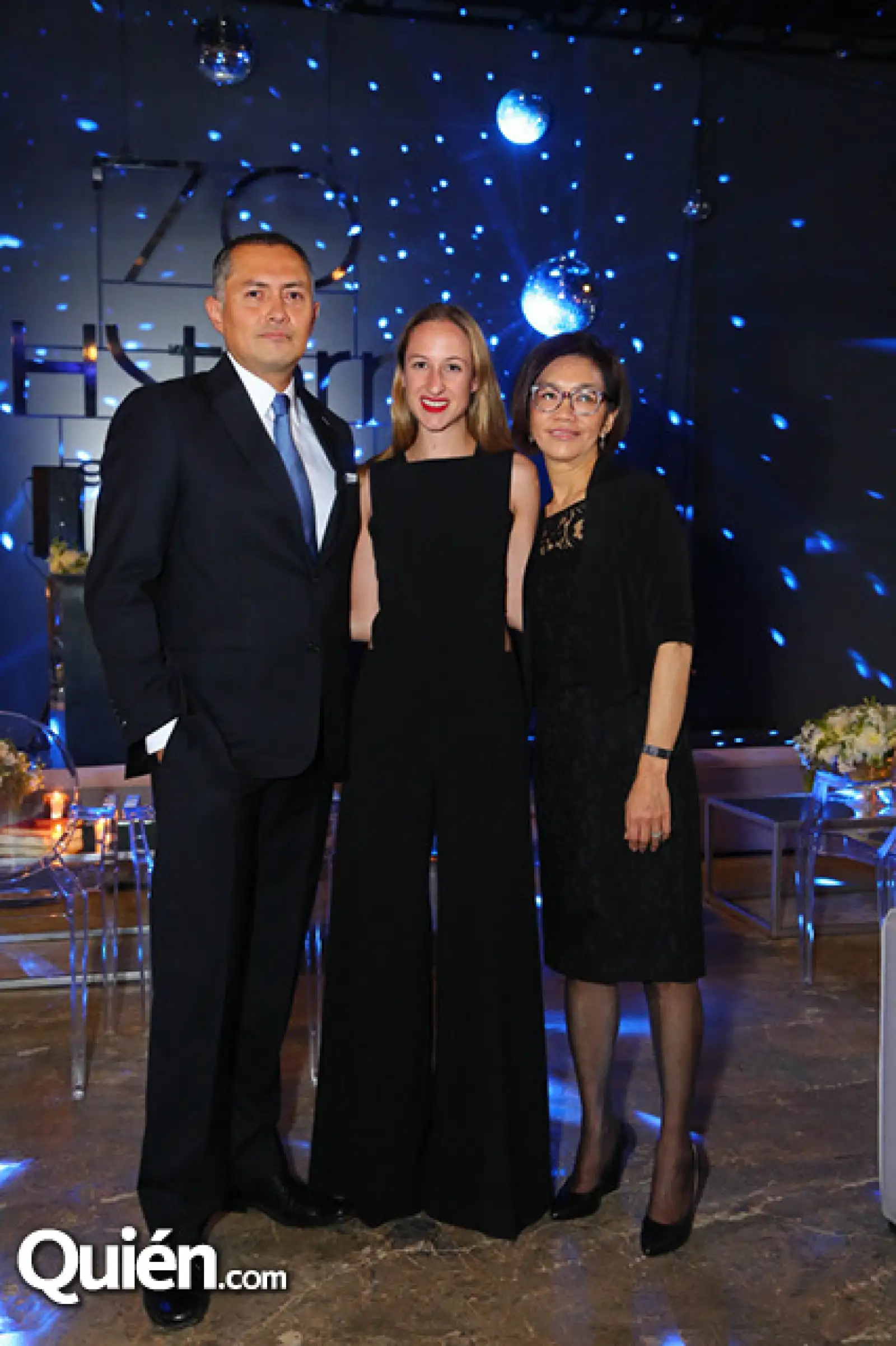 Arturo Reyes,Valentina Collado y Lili de Olivera