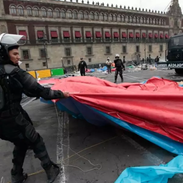 desalojo Zócalo 10