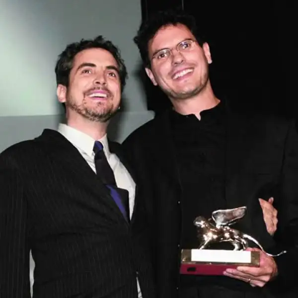 2008. Alfonso y Carlos Cuarón, Cristian Munguiu y Martha Hhigareda son los protagonistas de este año.