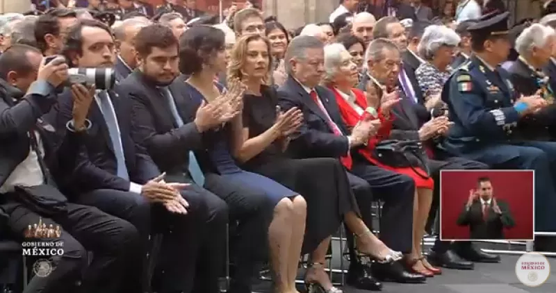 Familia AMLO Primer informe.png