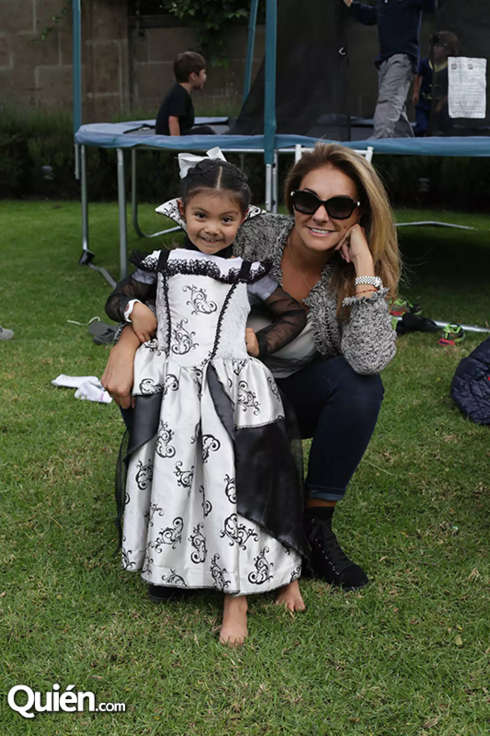 Dani y Lourdes Mendoza